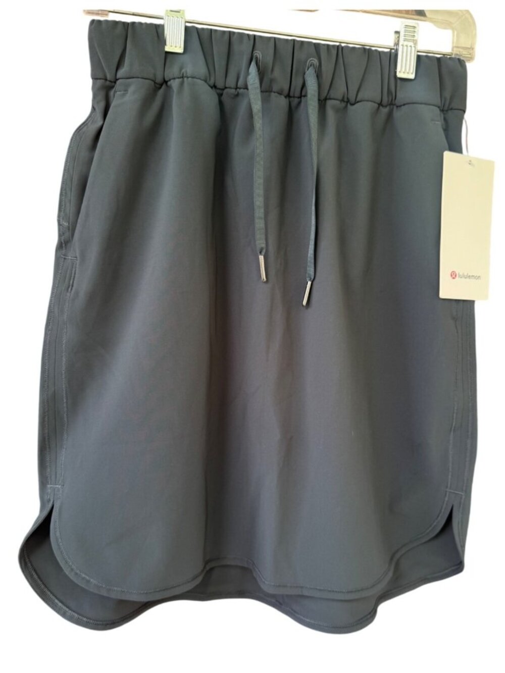 Lululemon On The Fly Skirt Size 6 Gray Drawstring Waist Athletic Skort